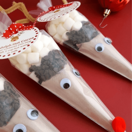 Reindeer Hot Chocolate Bags with Free Printable Tags!