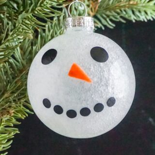 Make This Easy Snowman Ornament Cricut Craft